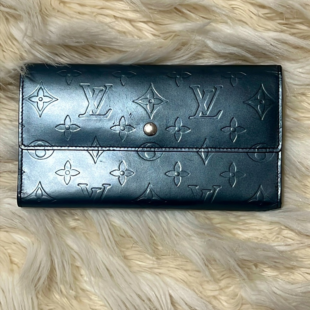 Louis Vuitton Matte Vernis Porte Tresor International Trifold Wallet